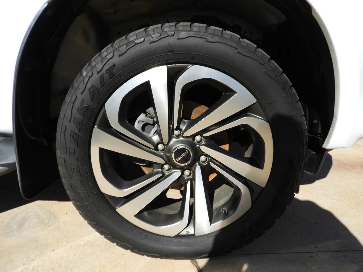2021 Isuzu MU-X LS-T MY21 4X4 Dual Range image 20