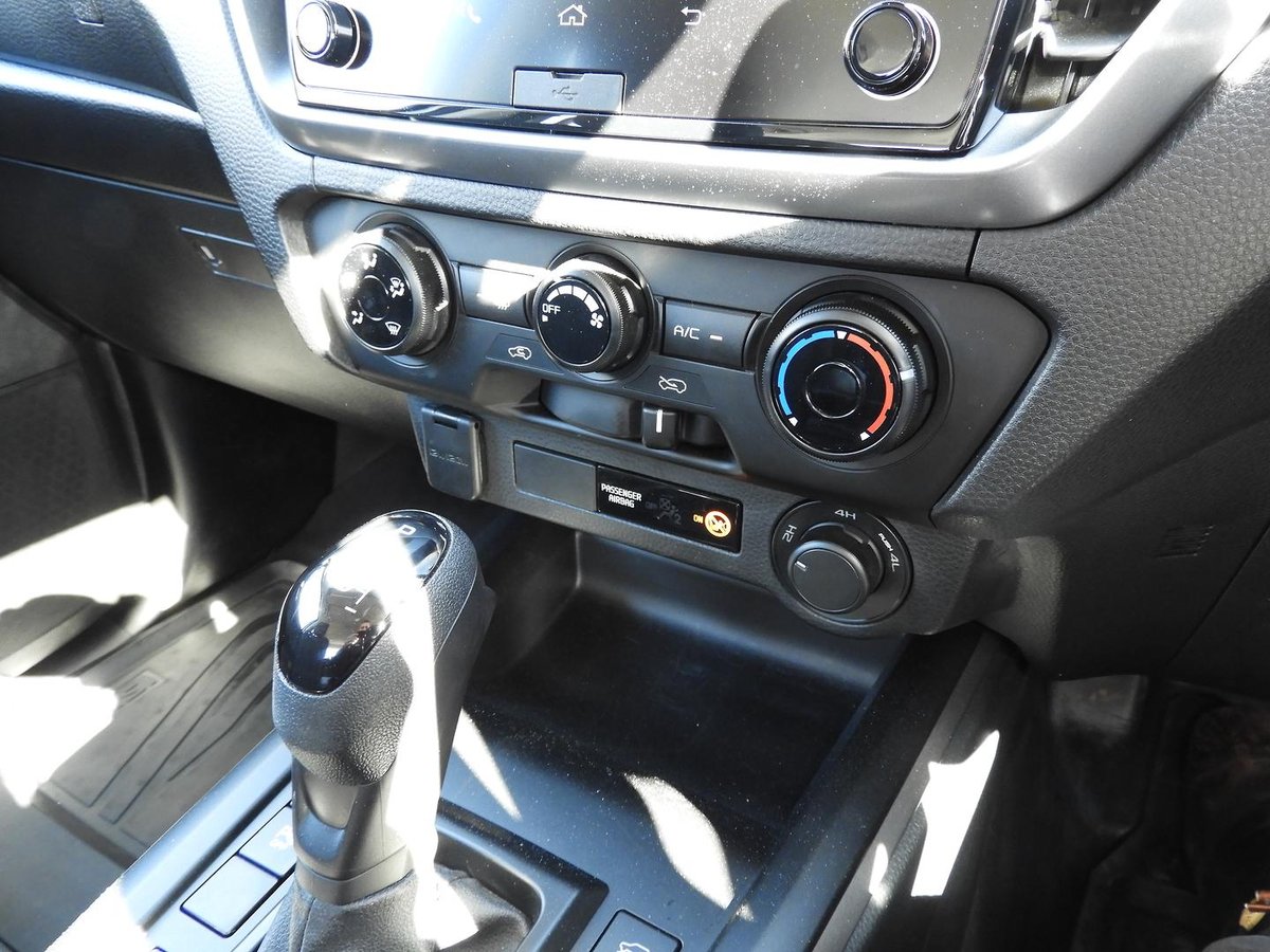 2024 Isuzu D-max Ls-m My24 4x4 Dual Range image 15