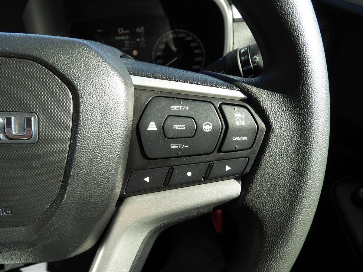 2024 Isuzu D-max Ls-m My24 4x4 Dual Range image 18