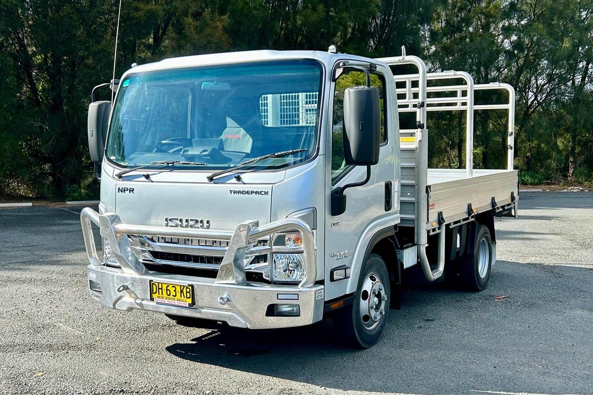 2023 Isuzu N Series Npr 45/55-155 Tradepack image 7
