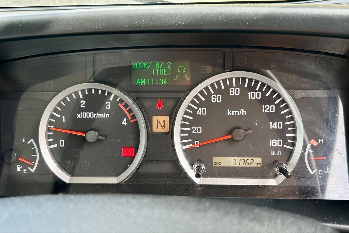 2023 Isuzu N Series Npr 45/55-155 Tradepack image 18