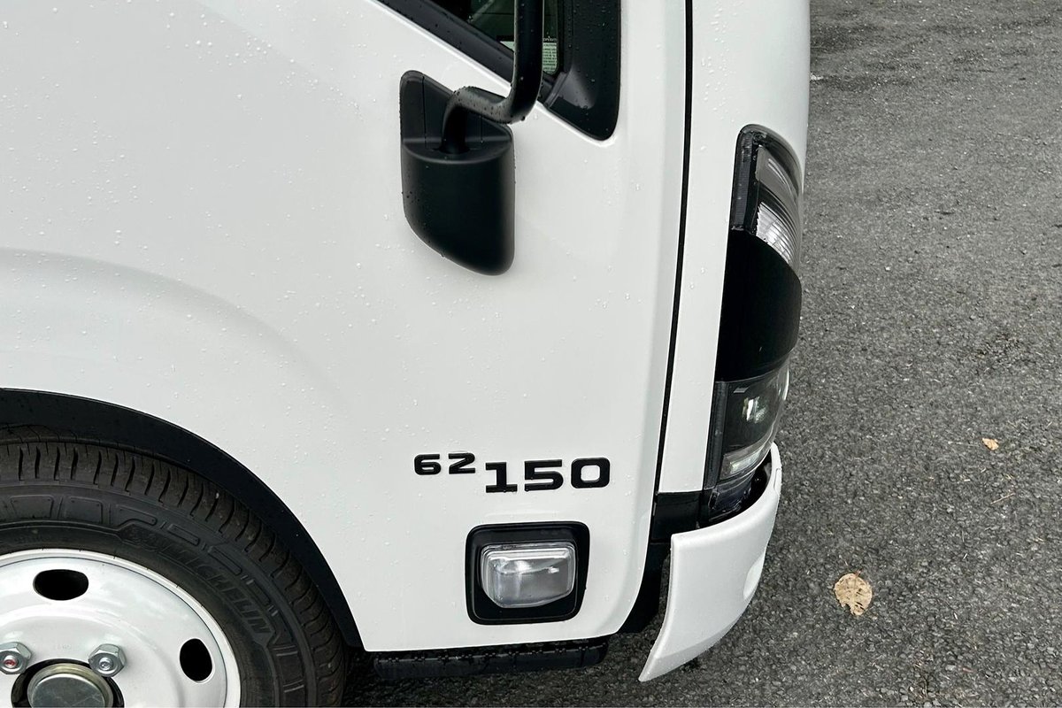 2026 Isuzu N Series NKR 62/45-150 MT D25 Tipper image 10