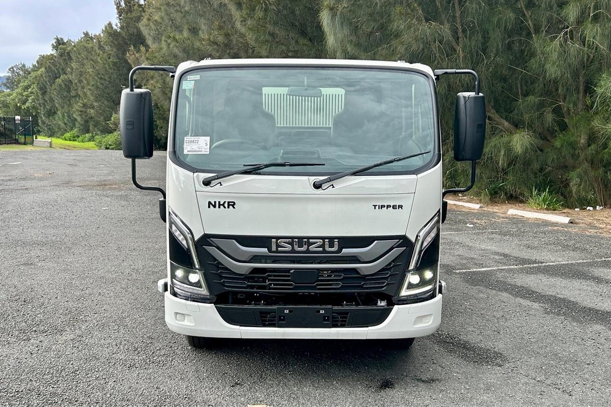2026 Isuzu N Series NKR 62/45-150 MT D25 Tipper image 9