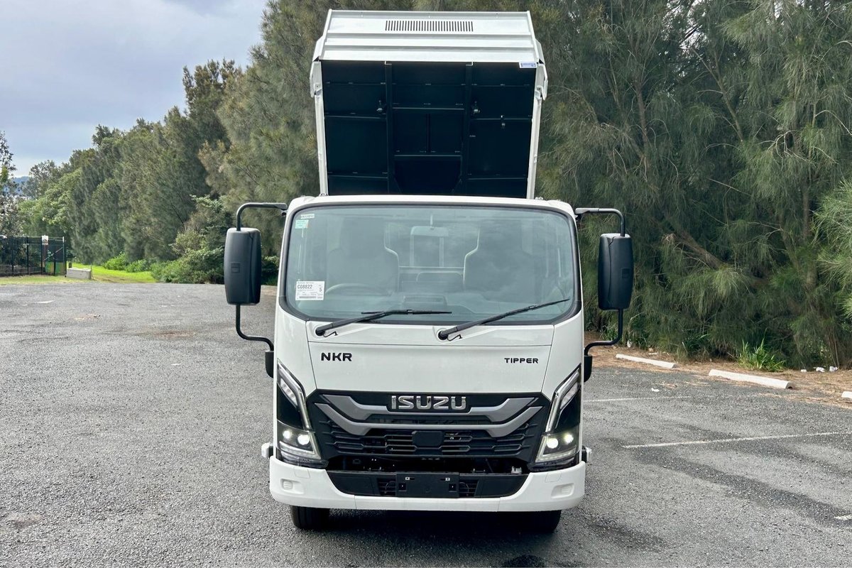 2026 Isuzu N Series NKR 62/45-150 MT D25 Tipper image 20