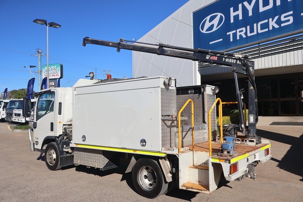 2019 Isuzu Npr 75-190 image 3