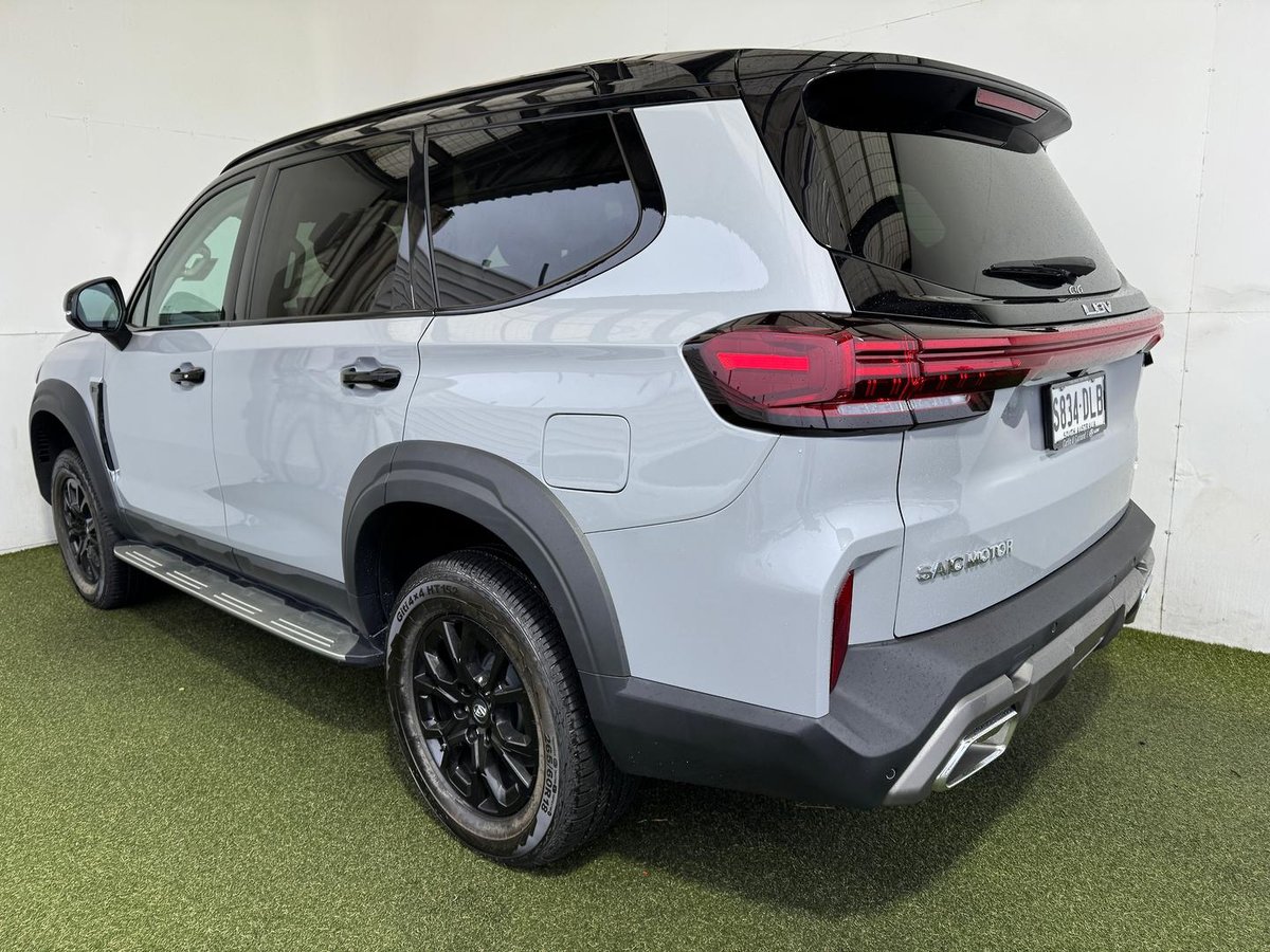 2025 LDV D90 Executive SV9A MY25 image 7