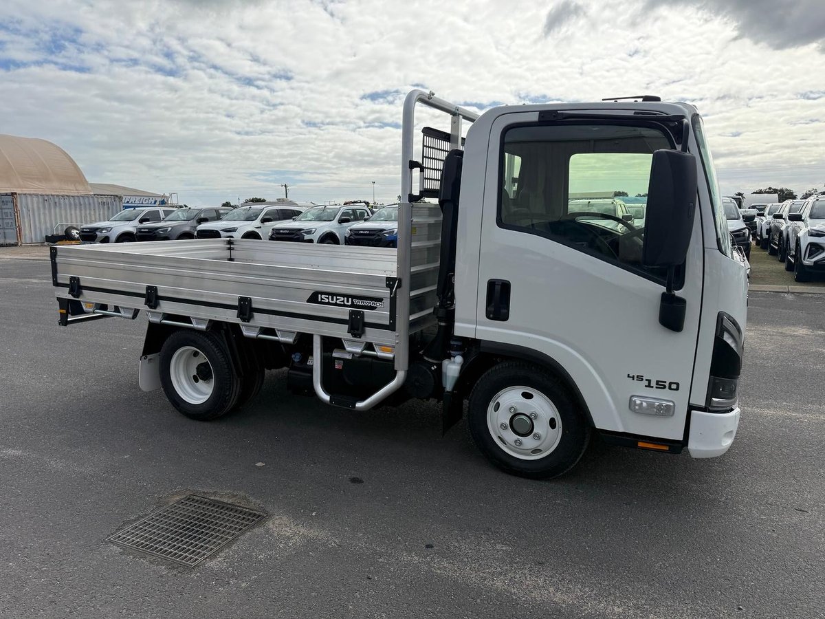 2026 Isuzu N Series NLR 45-150 DT D25 Traypack image 10
