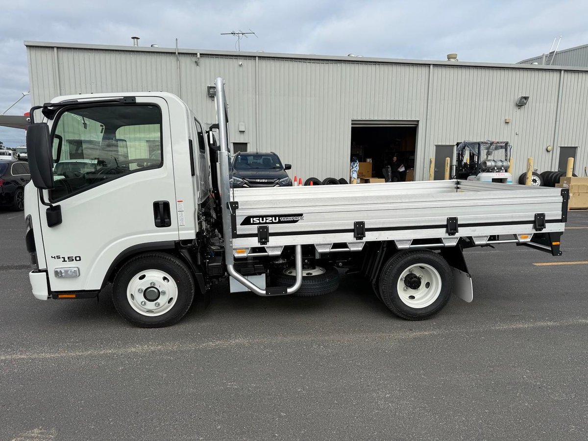 2026 Isuzu N Series Nlr 45-150 Dt D25 Traypack image 6
