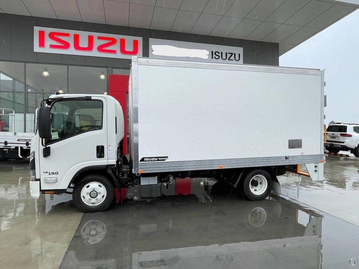 2025 Isuzu N Series NNR 45-150 DT D34 image 4