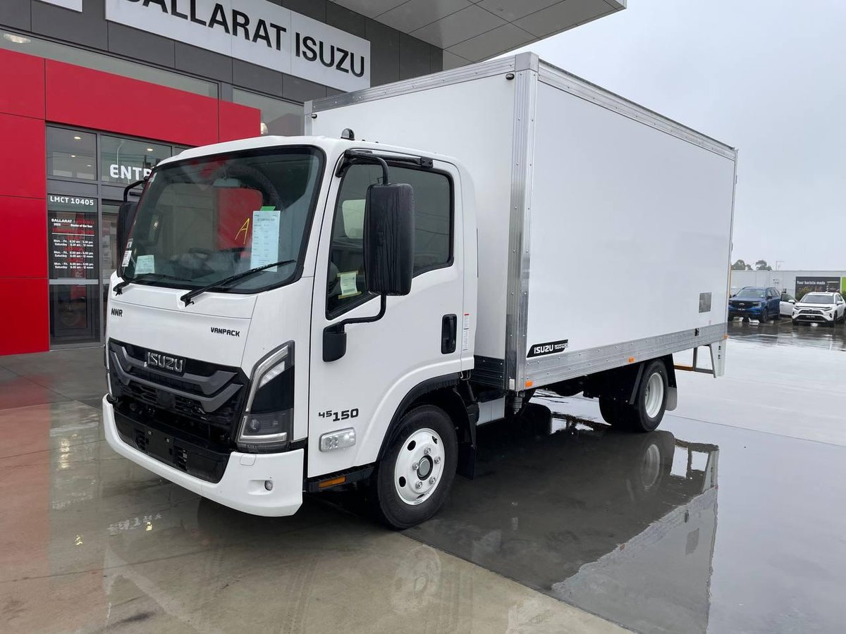 2025 Isuzu N Series Nnr 45-150 Dt D34 image 4