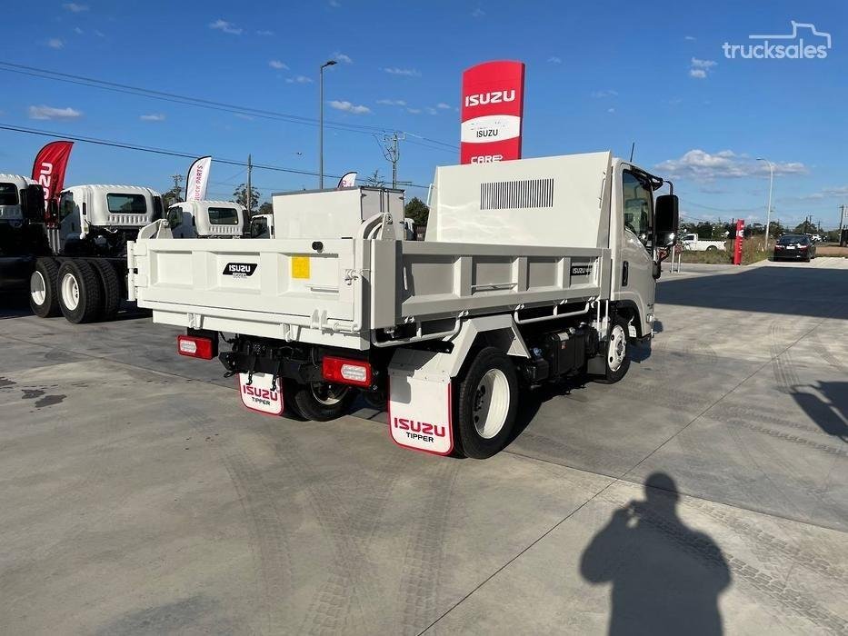 2026 Isuzu N Series NLR 45-150 DT D25 Tipper image 6