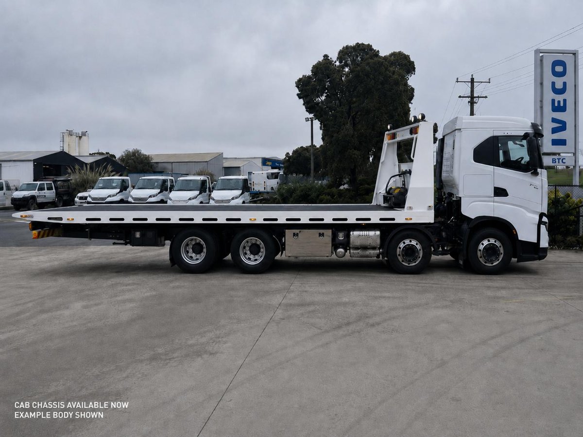 2025 Iveco S-Way AS270 image 5