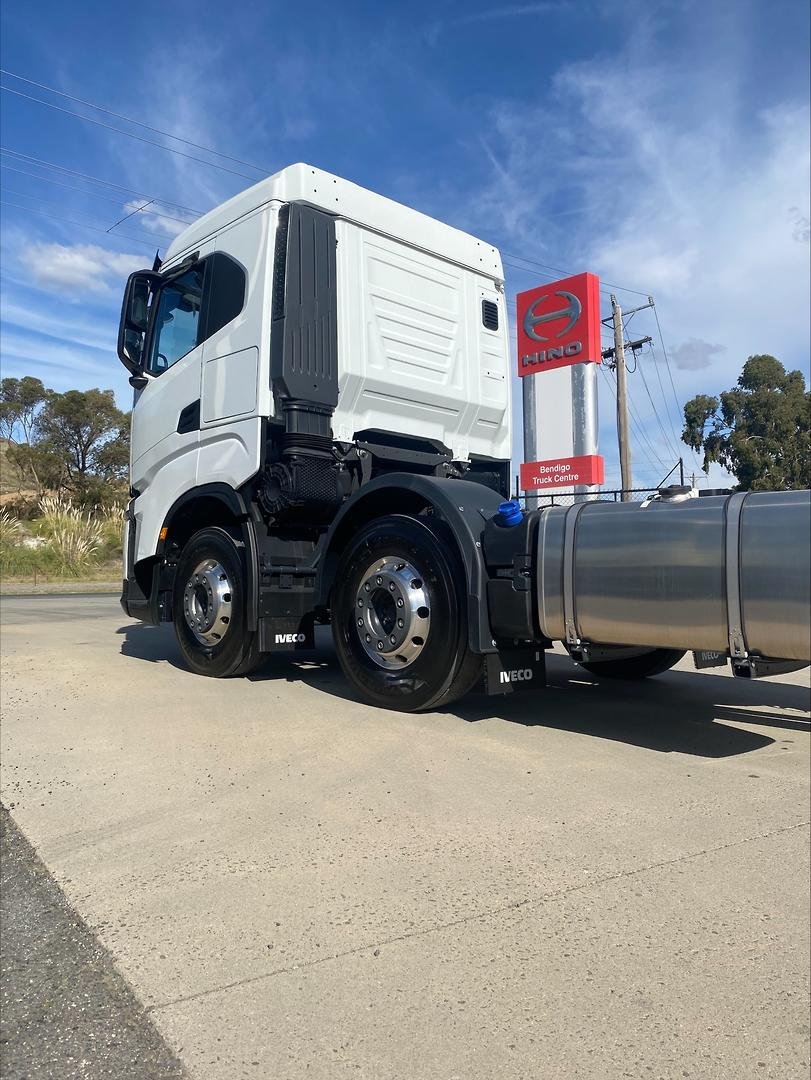 2025 Iveco S-Way AS270 image 11