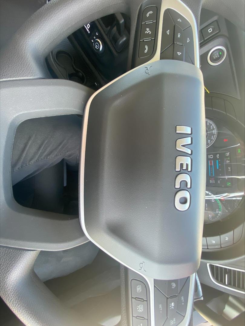 2025 Iveco S-Way AS270 image 20