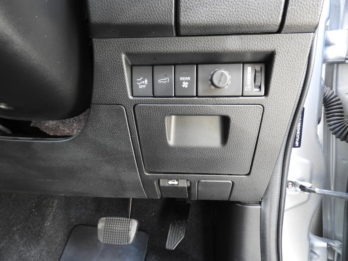 2025 Isuzu Mu-x Ls-u My25.5 4x4 Dual Range image 12