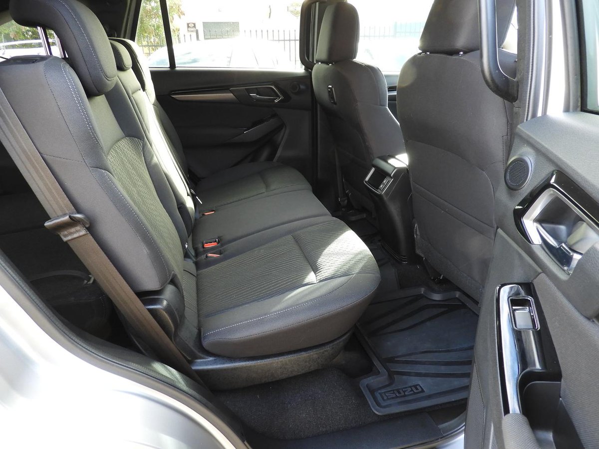 2025 Isuzu Mu-x Ls-u My25.5 4x4 Dual Range image 10