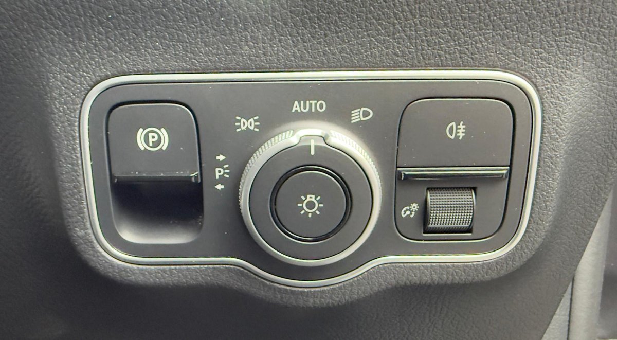 2024 Mercedes-Benz EQA 250+ Night Edition H243 image 10