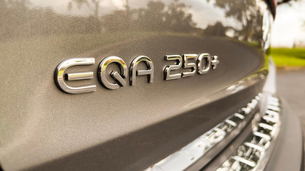 2024 Mercedes-Benz EQA 250+ Night Edition H243 image 8