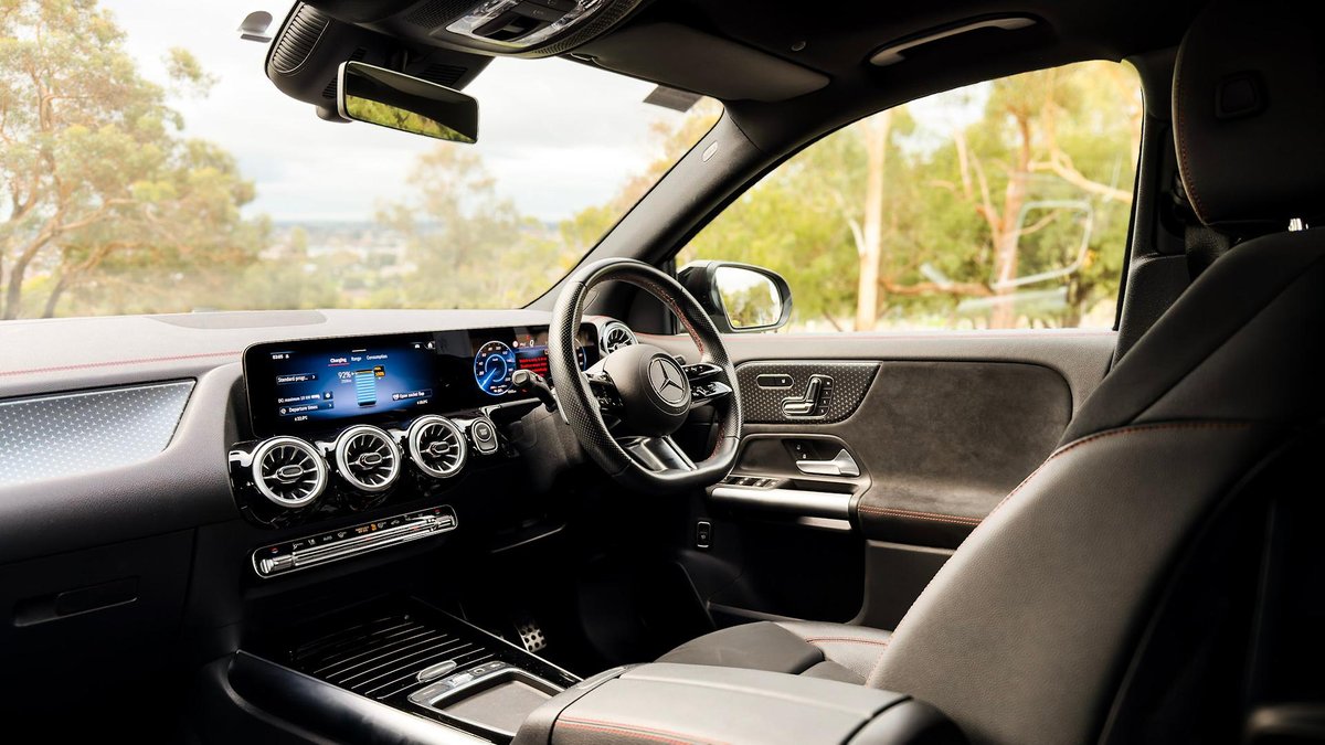 2024 Mercedes-Benz EQA 250+ Night Edition H243 image 21