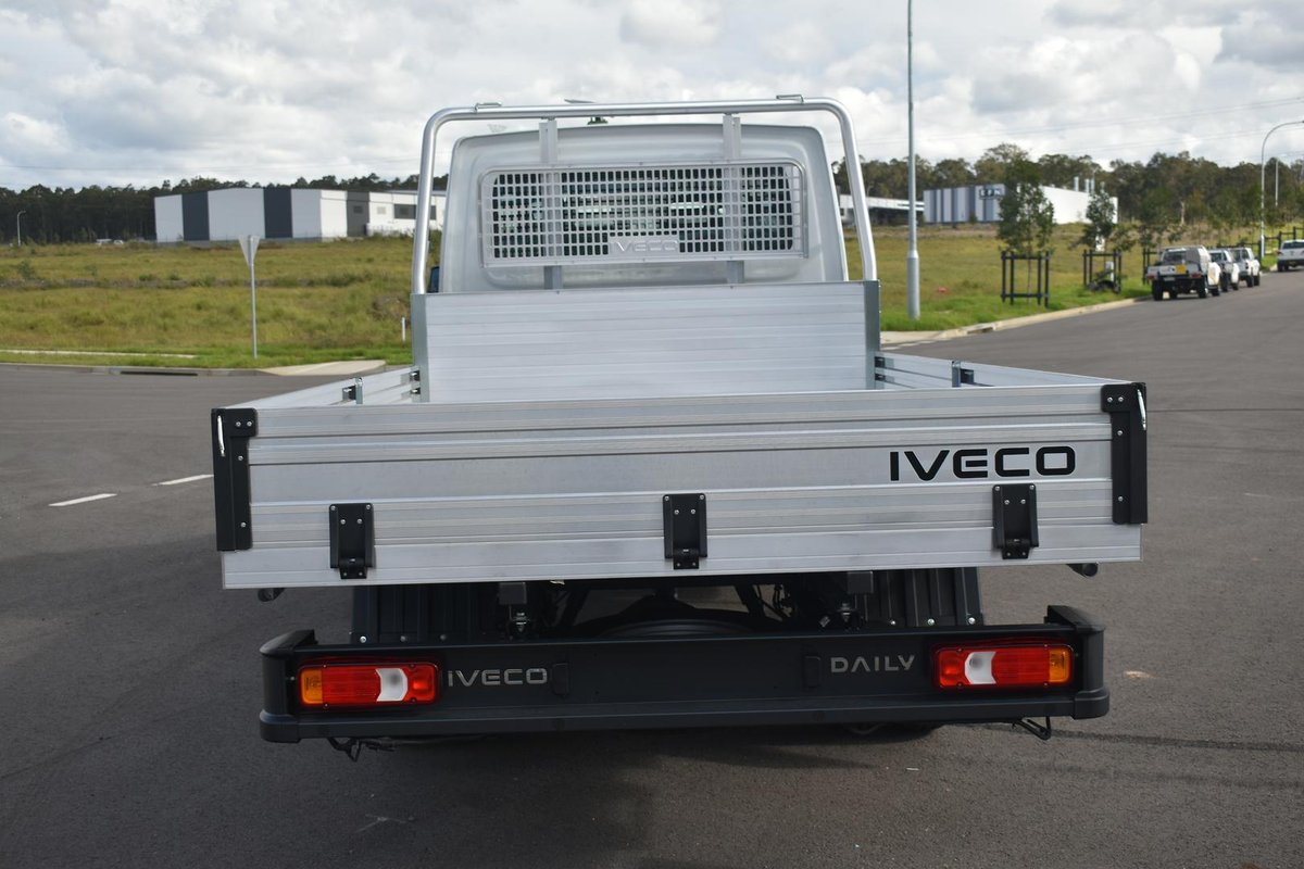 2026 Iveco Daily 45C18 Tradie Made image 9