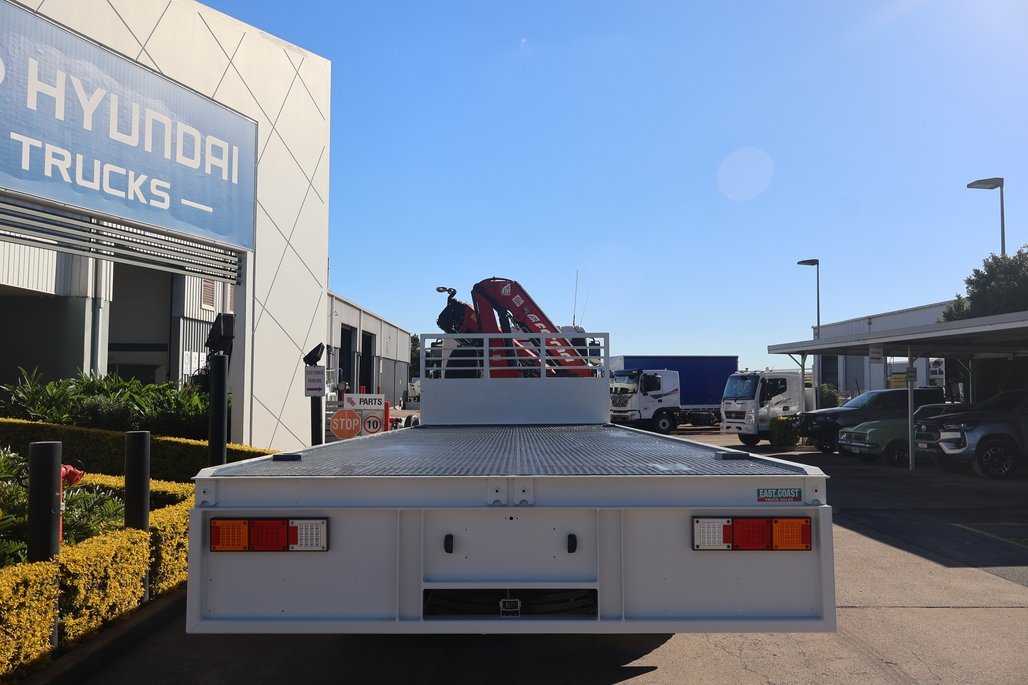 2021 Hino Fm 2628 image 15