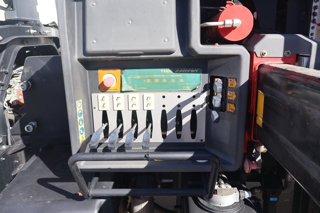 2021 Hino Fm 2628 image 24