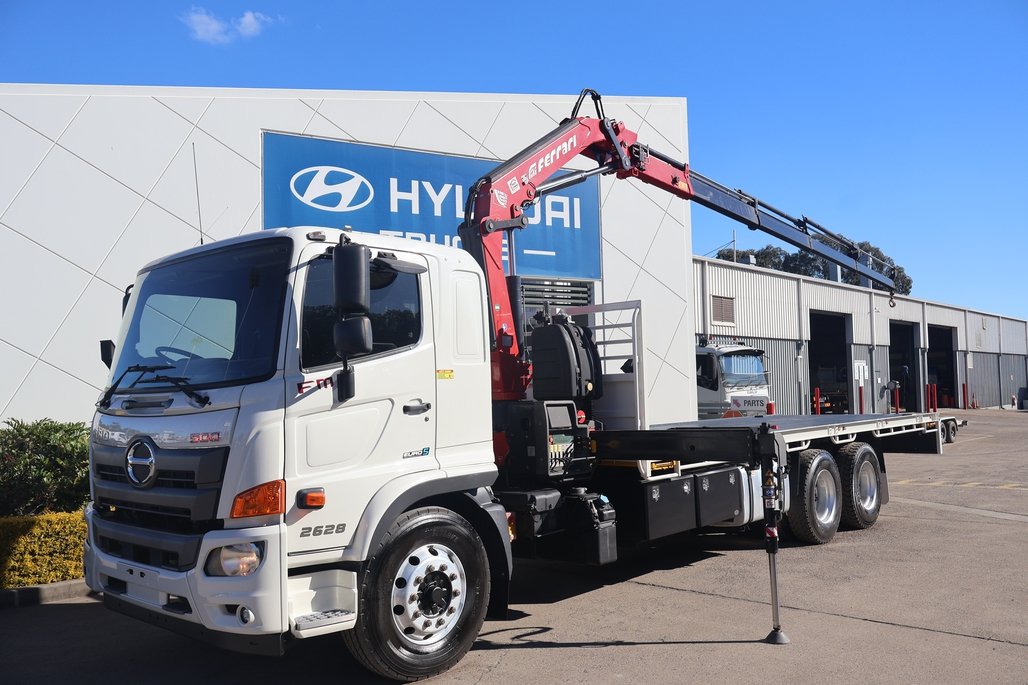 2021 Hino Fm 2628 image 9