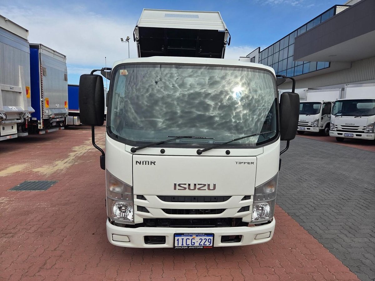 2021 Isuzu Nmr60-150  3 Ton Tipper image 16