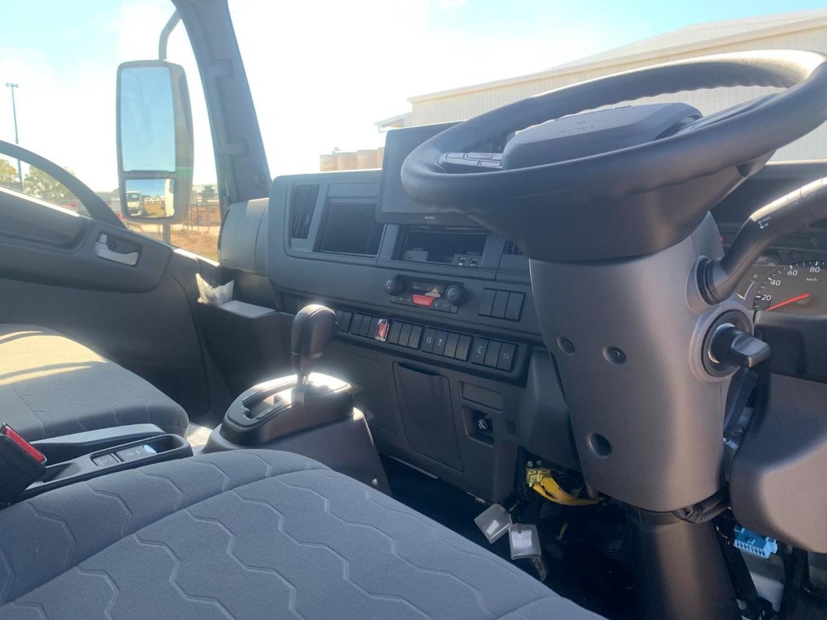 2026 Isuzu Npr 45/65-175 Dt D34 image 12