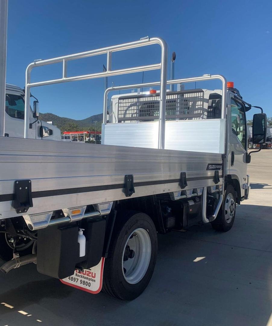 2026 Isuzu Npr 45-175 Mt D28 Trade image 9