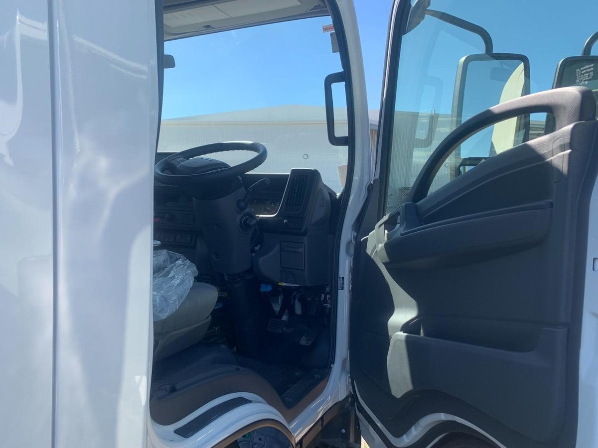 2026 Isuzu Npr 70-190 Am C42 image 11