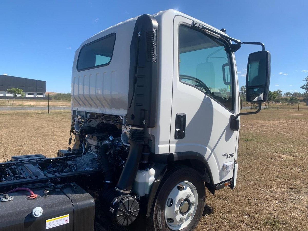 2026 Isuzu Npr 45/65-175 Dt D28 image 5