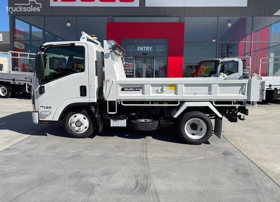 2026 Isuzu N Series NLR 45-150 DT D25 Tipper image 4