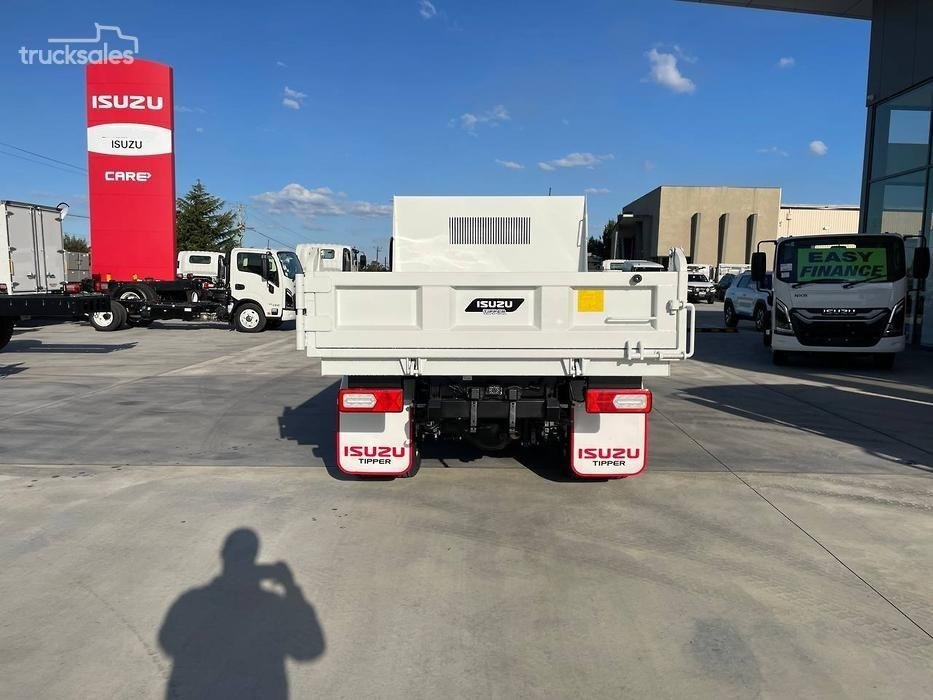 2026 Isuzu N Series NLR 45-150 DT D25 Tipper image 5
