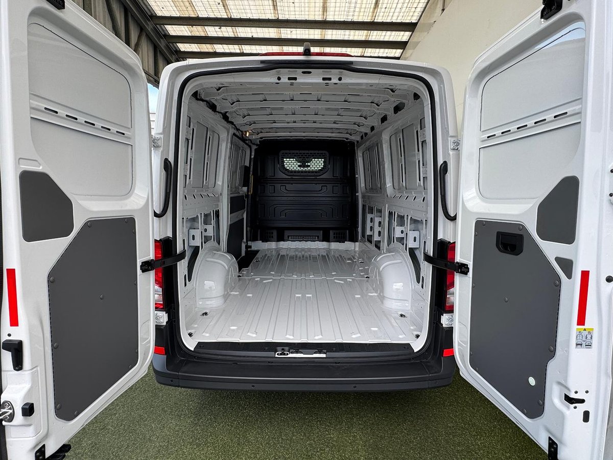 2026 Volkswagen Crafter 35 TDI360 Runner SY1 MY26 image 20