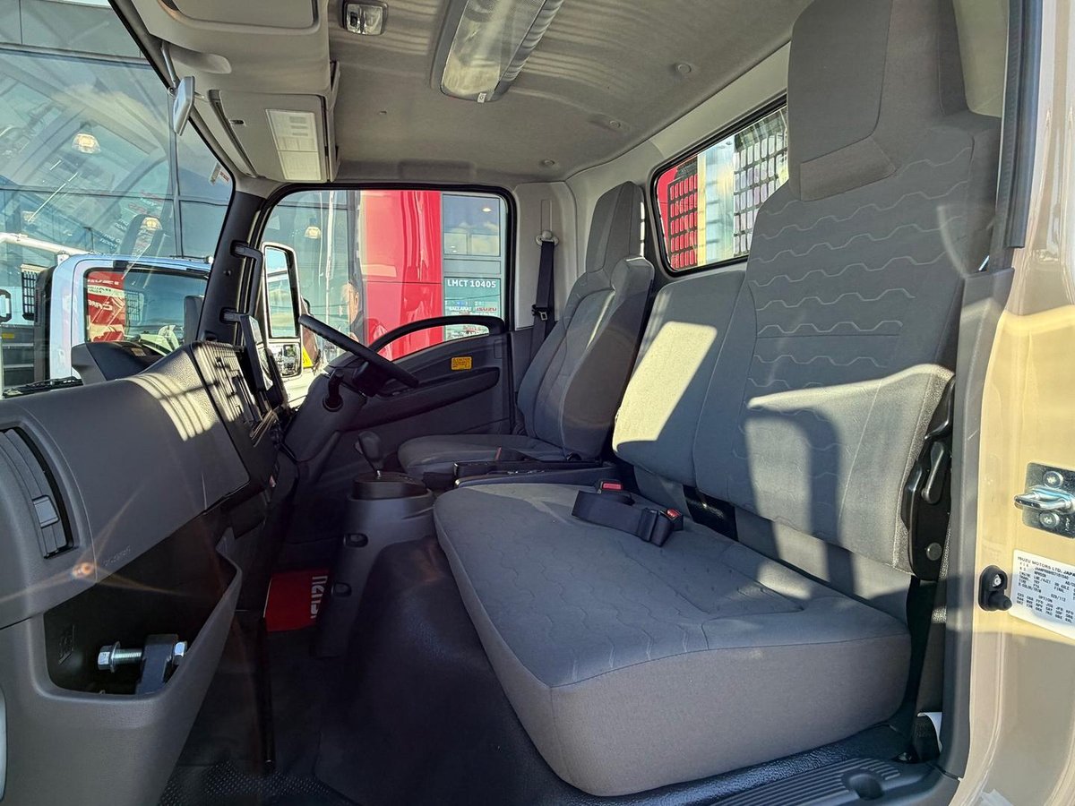 2026 Isuzu N Series NPR 45/65-175 DT D34 Tradepack image 9