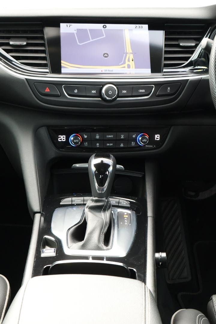 2018 Holden Calais V ZB MY18 AWD image 17