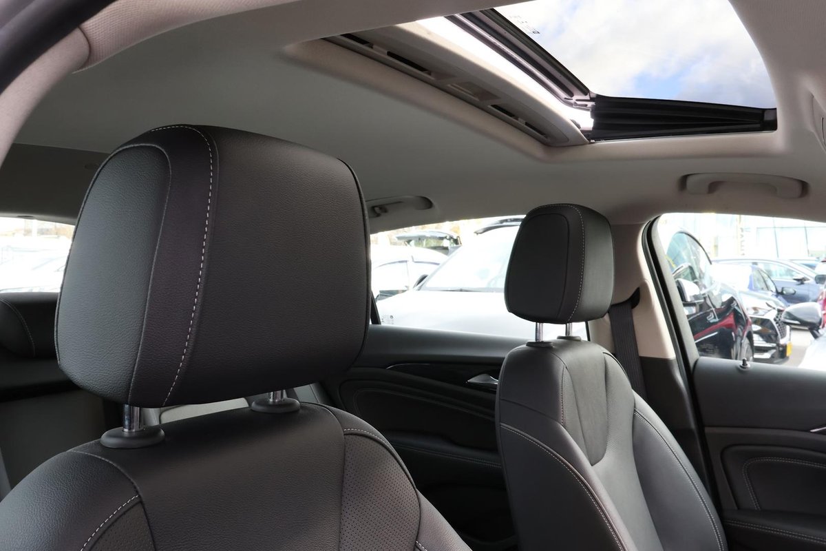 2018 Holden Calais V ZB MY18 AWD image 8