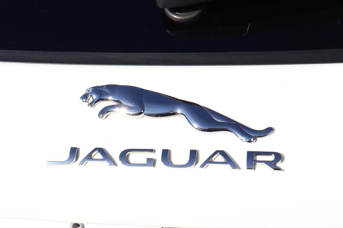 2022 Jaguar E-PACE P250 R-Dynamic SE X540 MY23 AWD image 34