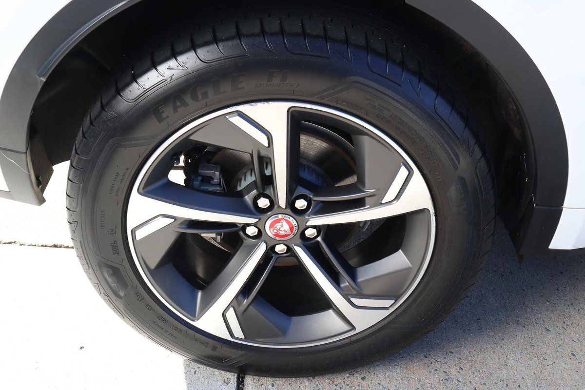 2022 Jaguar E-PACE P250 R-Dynamic SE X540 MY23 AWD image 29