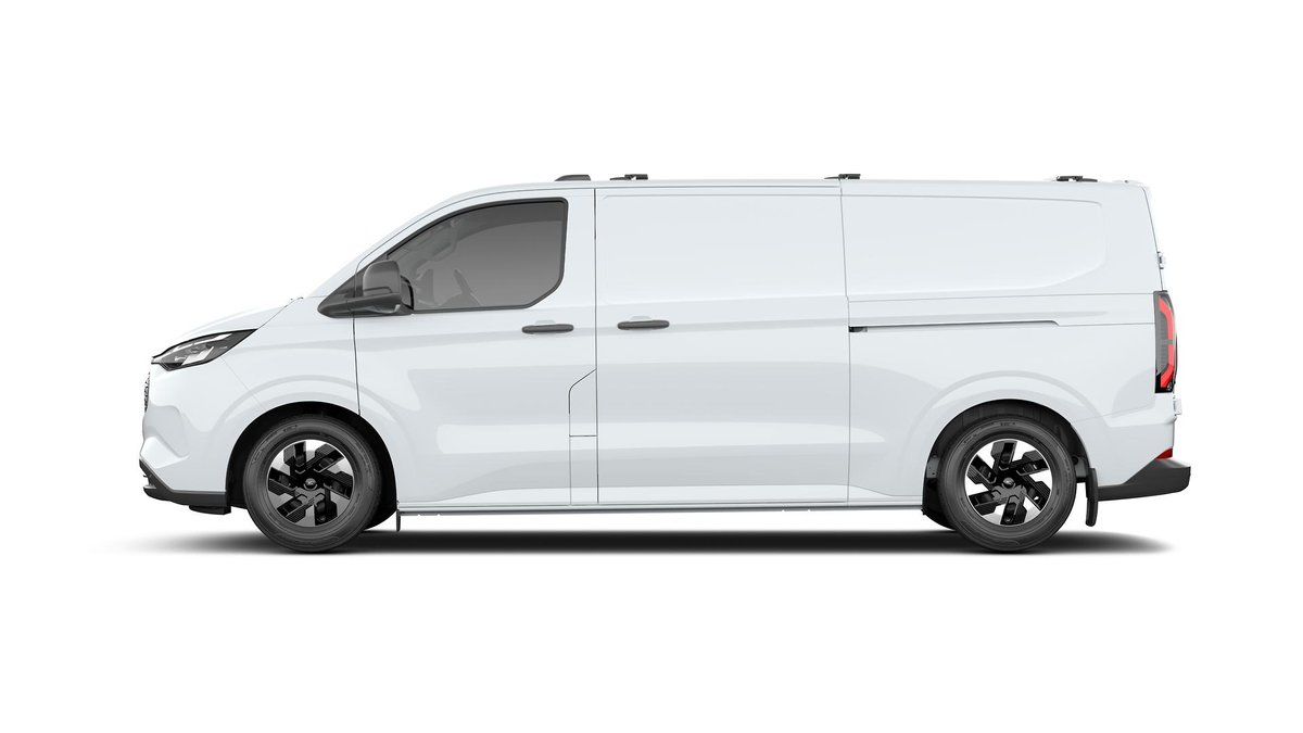2025 Ford E-Transit Custom image 5
