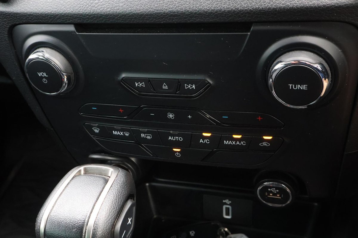 2020 Ford Everest Sport UA II MY20.25 4X4 Dual Range image 18