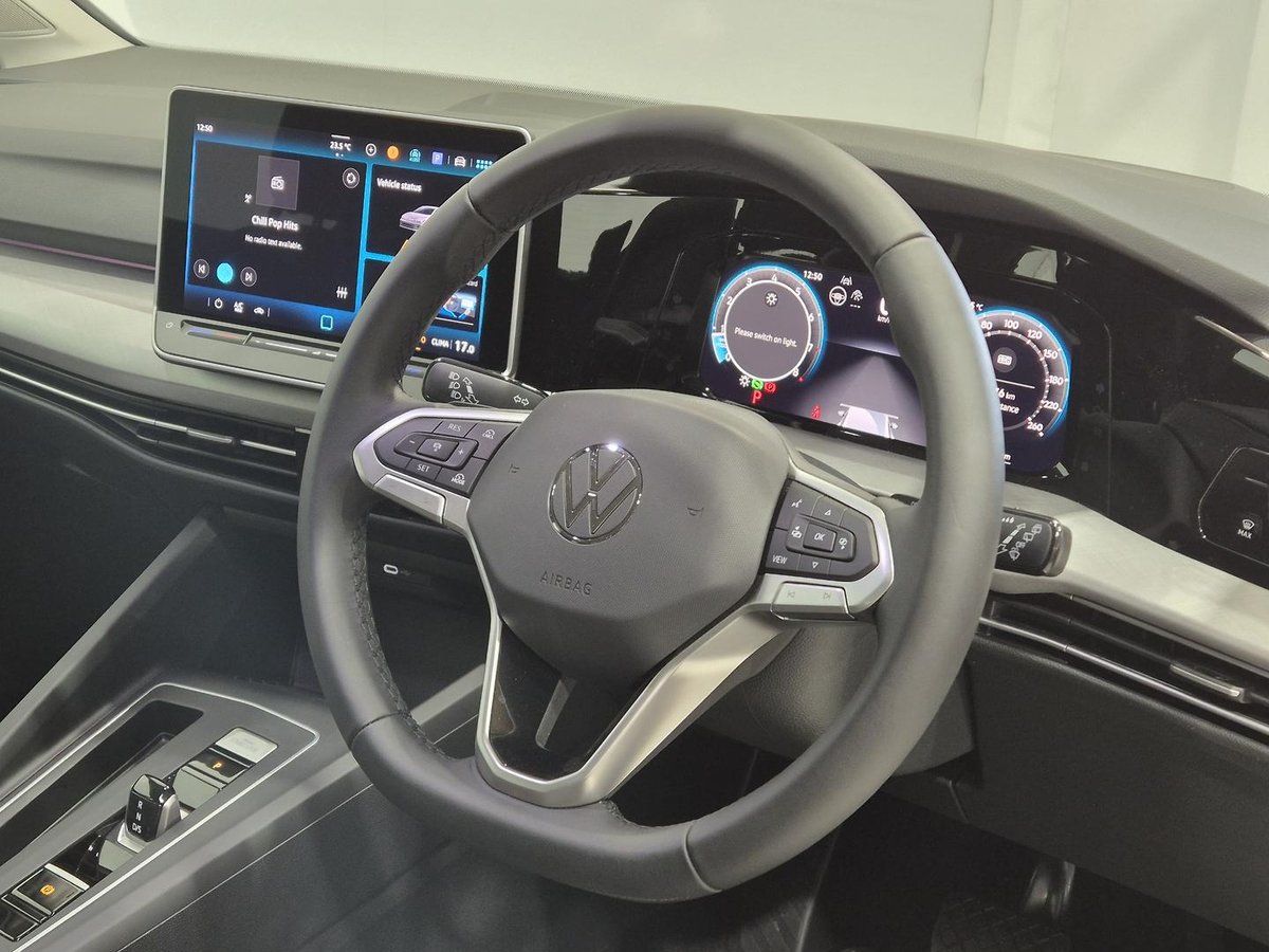2025 Volkswagen Golf 110TSI Life 8.5 MY25 image 7