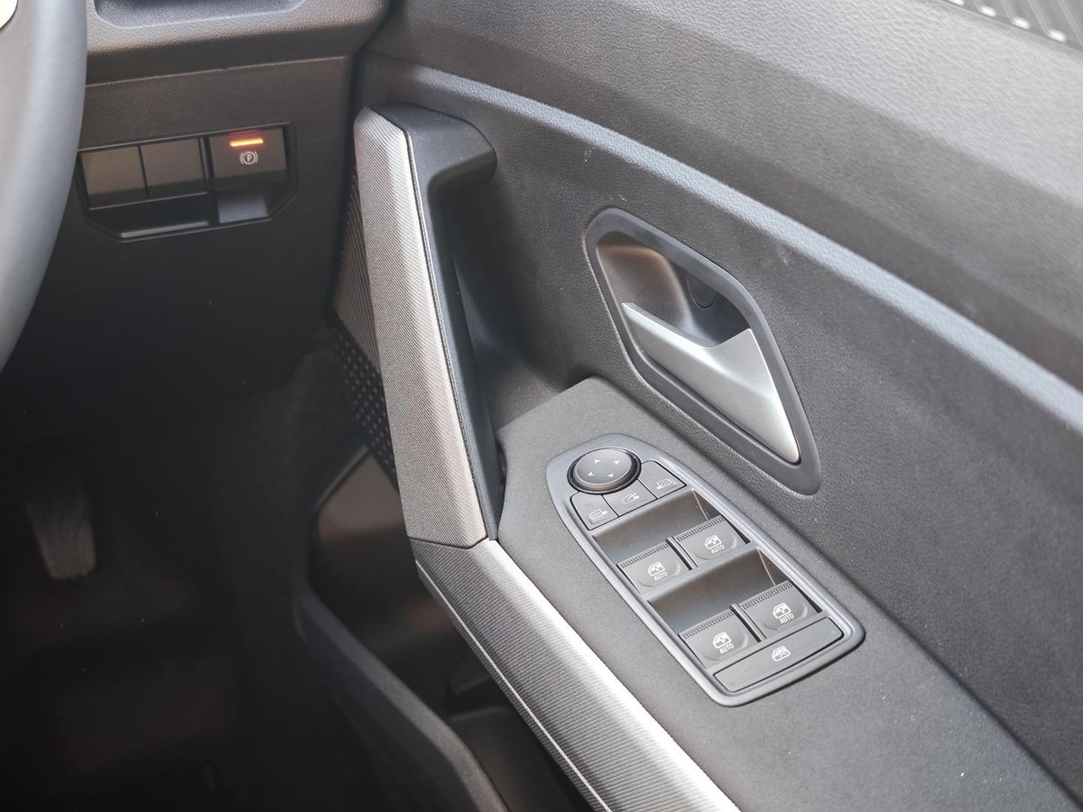 2025 Renault Duster Techno X1311 MY26 4x2 image 14