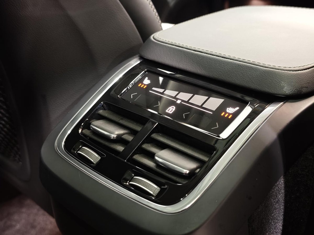 2024 Volvo XC90 Ultra B6 Bright MY25 AWD image 24