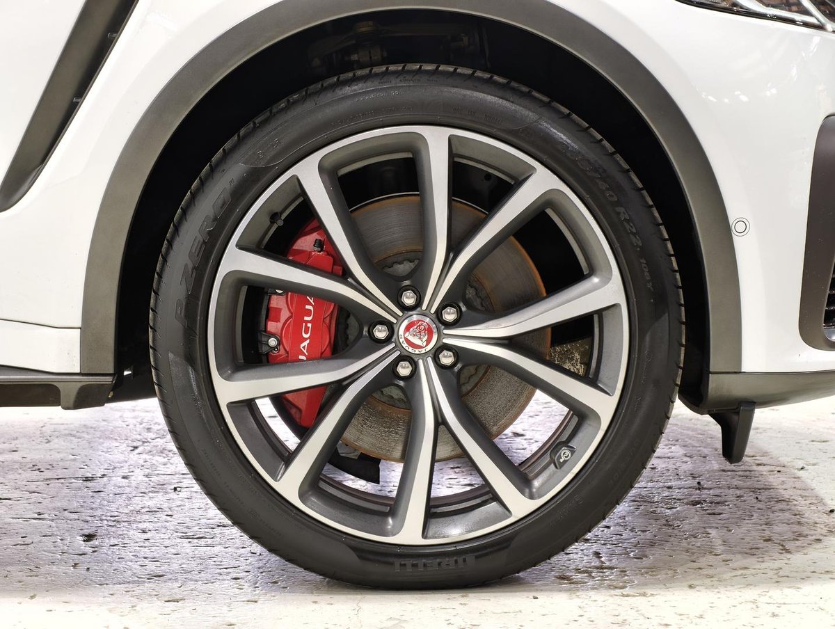2021 Jaguar F-PACE SVR X761 MY21.25 AWD image 8