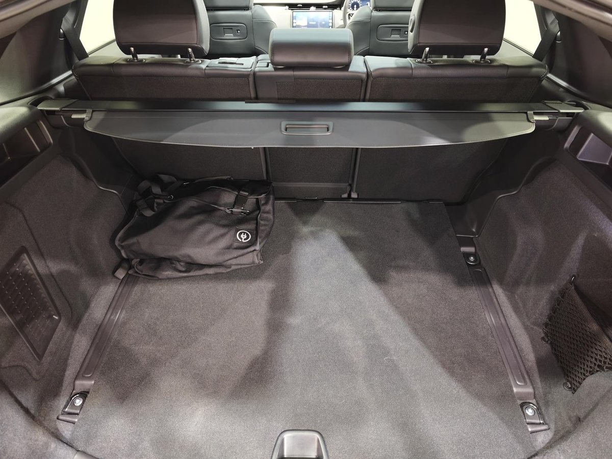 2024 Land Rover Discovery Sport P300e Dynamic SE L550 MY25 4X4 Constant image 10
