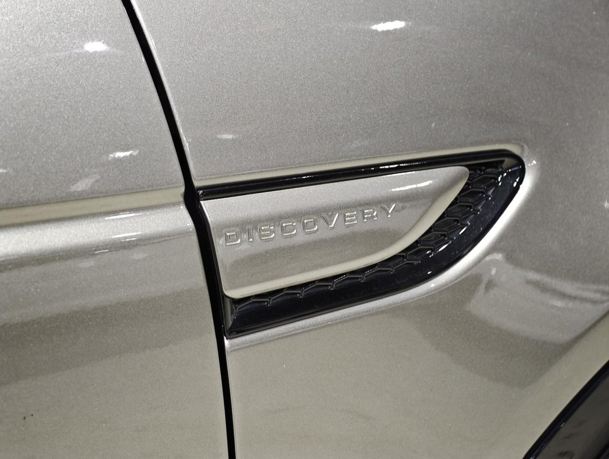 2024 Land Rover Discovery Sport P300e Dynamic SE L550 MY25 4X4 Constant image 21