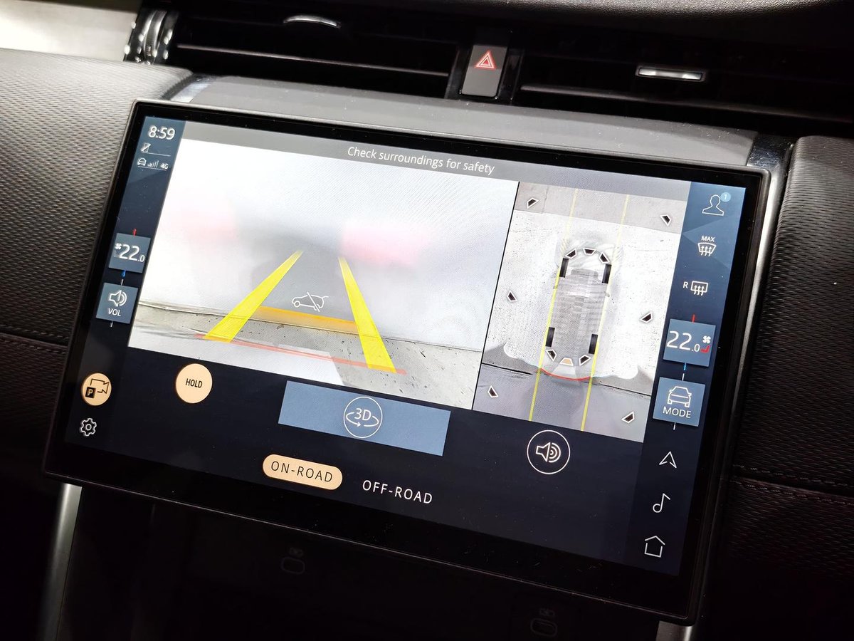 2024 Land Rover Discovery Sport P300e Dynamic SE L550 MY25 4X4 Constant image 12