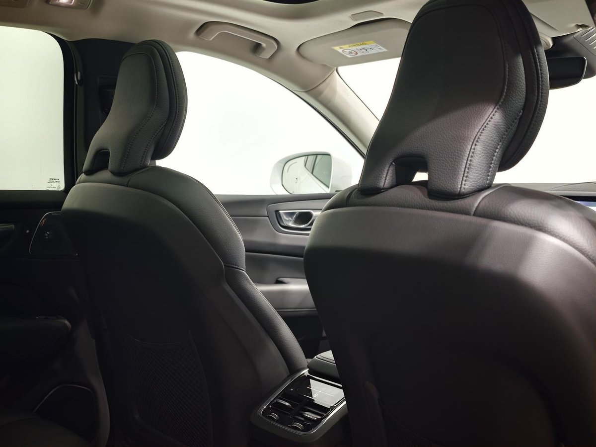 2025 Volvo XC60 Ultra B5 Bright MY25 AWD image 23